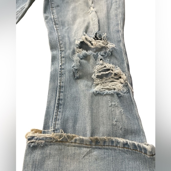 Vintage American Eagle Gently Loved Light Wash Distressed Bootcut Jeans Size 4R - Picture 3 of 15